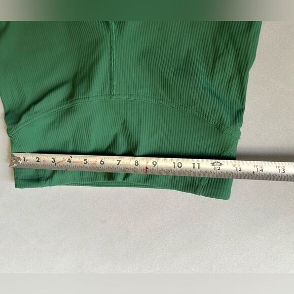 Lululemon Shorts Women Size 6 Green - Picture 6 of 11